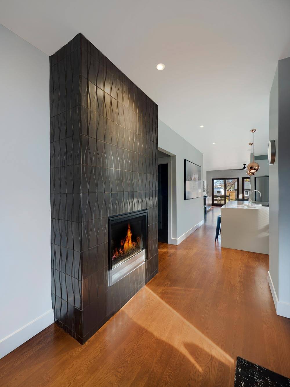 fireplace - Oreo custom home